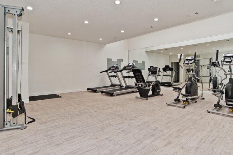 Oakwood Condos - Fitness Center